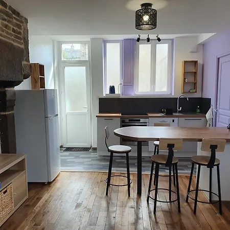 דירה De La Cour Du Manoir Villedieu-les-Poëles